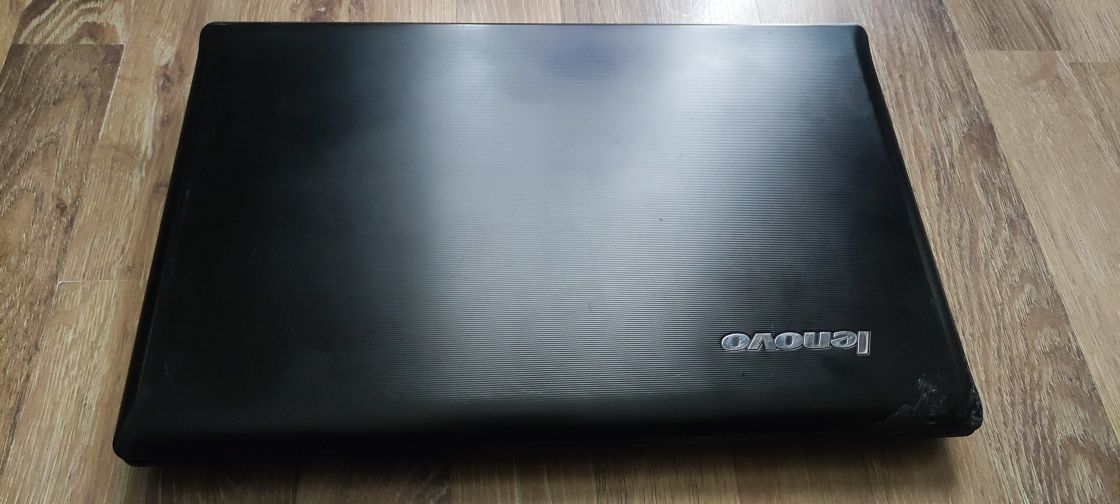 Ноутбук 15.6" Lenovo G575, AMD Dual-Core E-300 (1.3 ГГц) 2GB DDR3, Rad