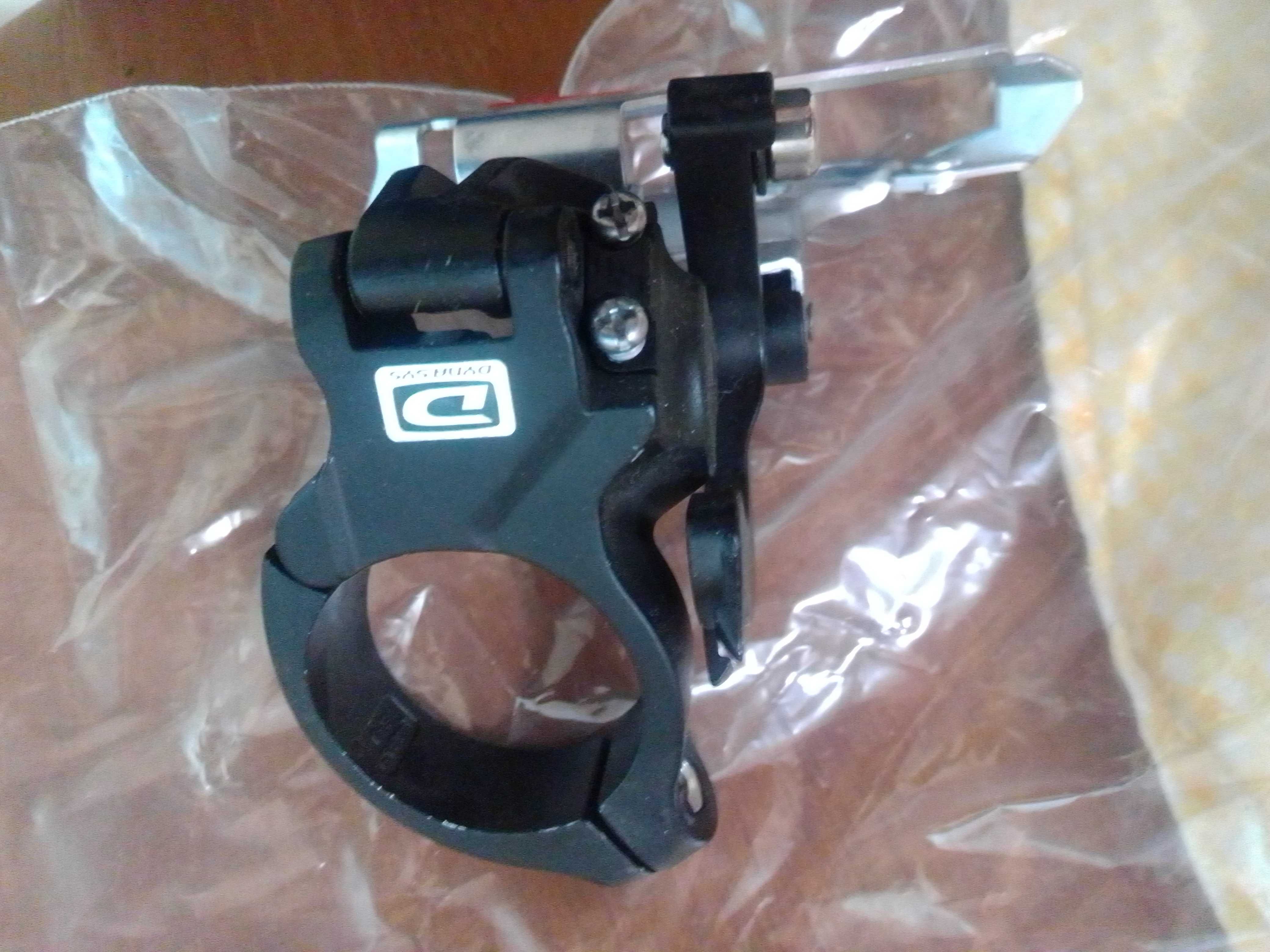 Desviador dianteiro Shimano Deore Novo