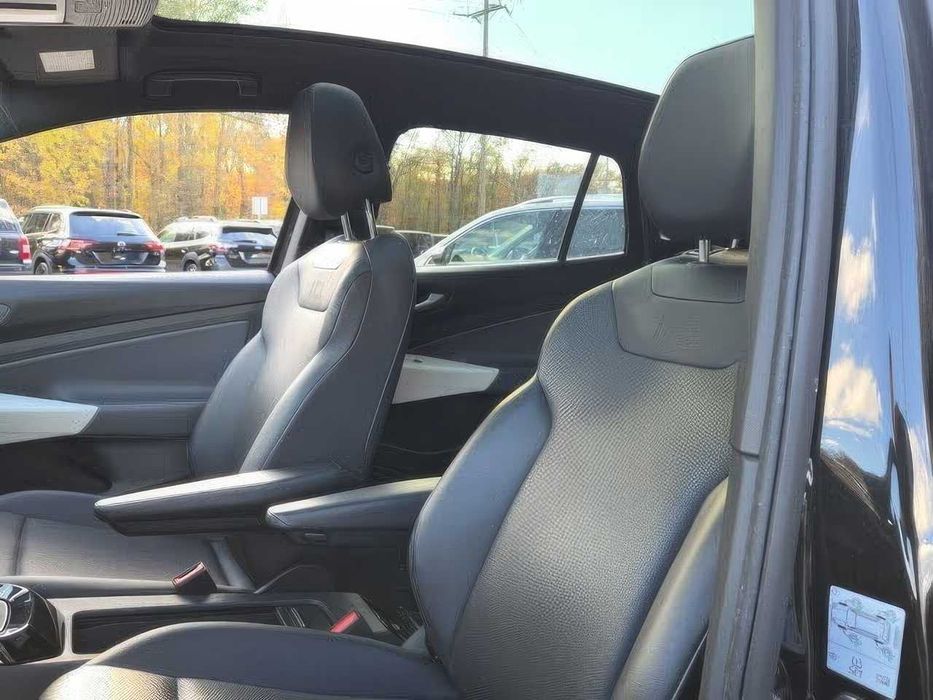 Volkswagen ID.4 1st Edition      2021