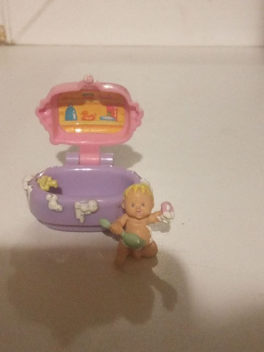 Продам іграшковий дитячий майданчик