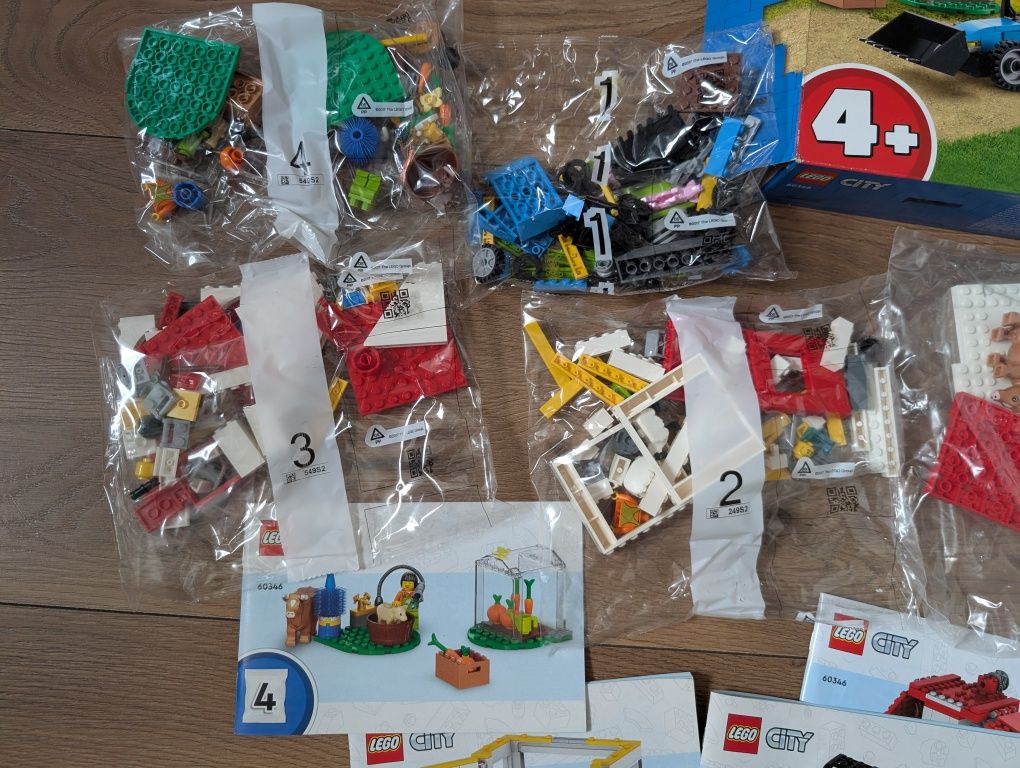 LEGO 60346 stodoła, traktor, wieś
