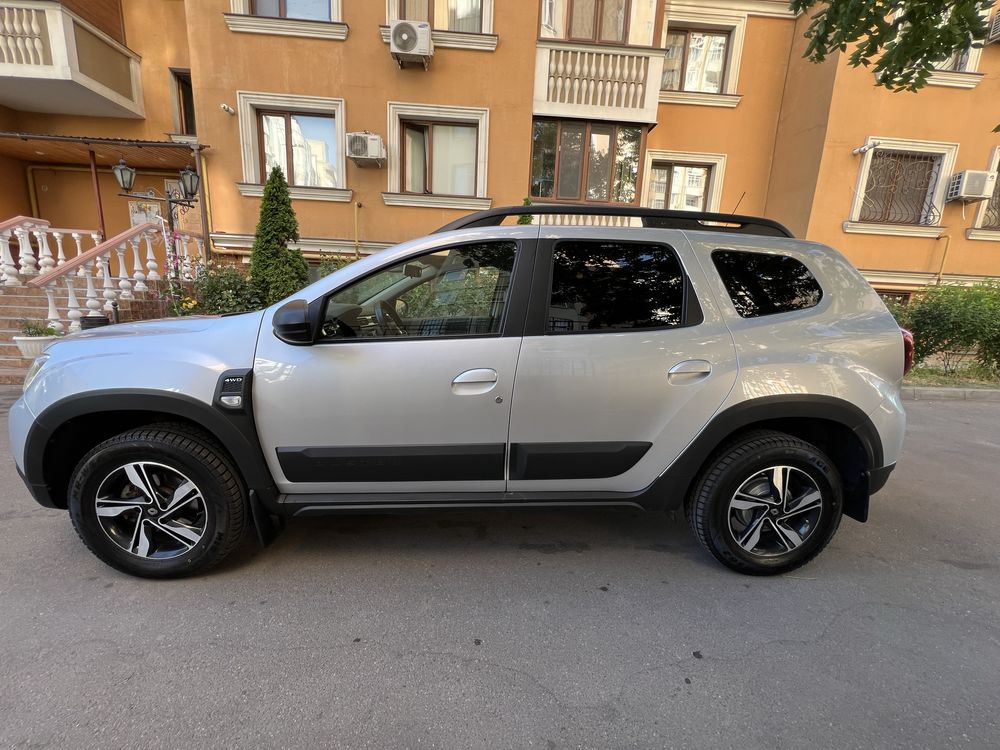 Renault Duster 2018 год 1.5 дизель Официал Полный Привод