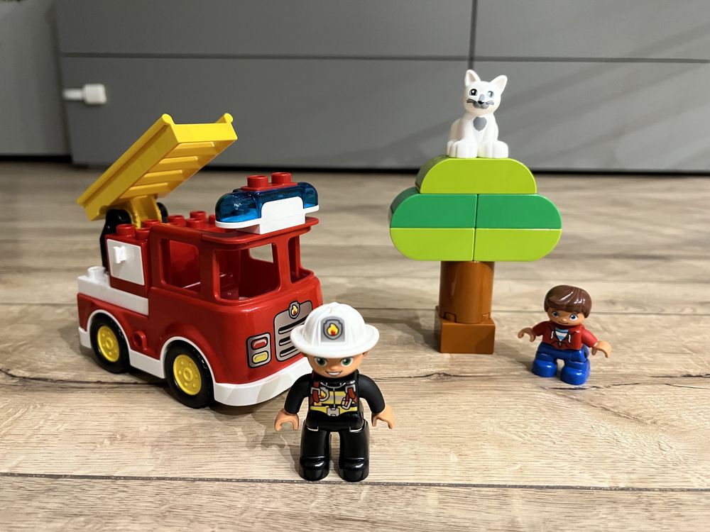 Lego DUPLO 10901 Wóz strażacki