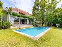 Moradia T4 para venda com jardim no Marco de Canaveses