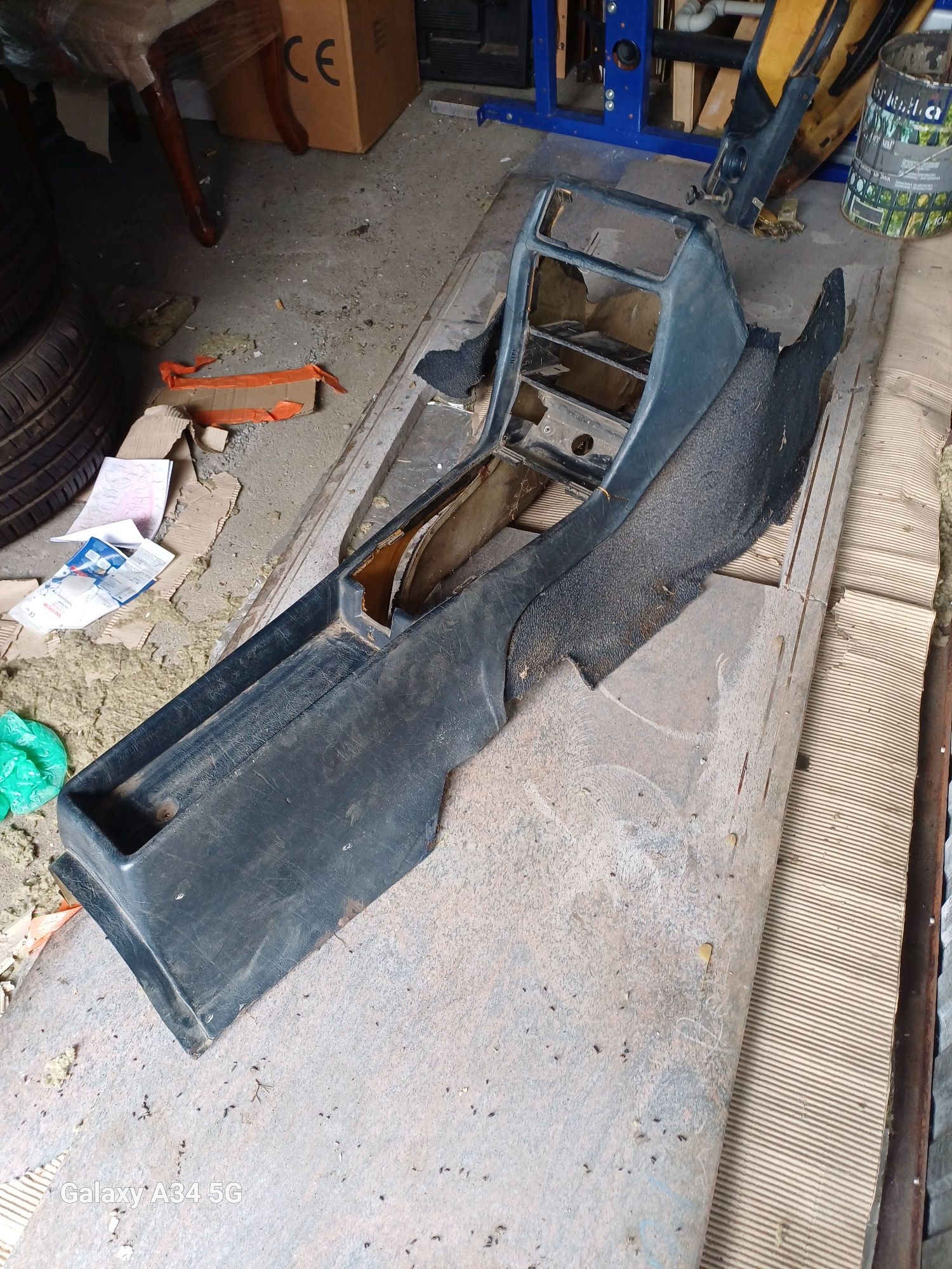 Lampa tylna lewą mercedes w123