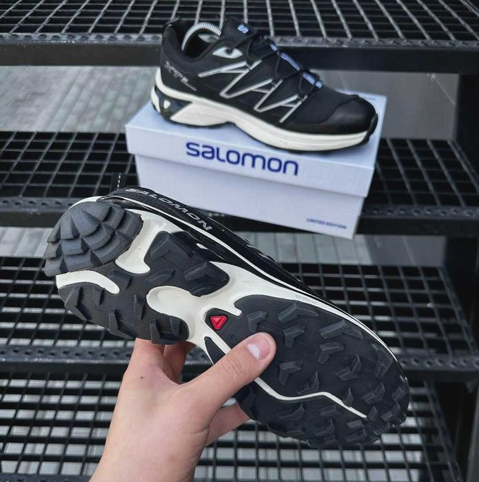 Мужские кроссовки Саломон черные Salomon сеточка