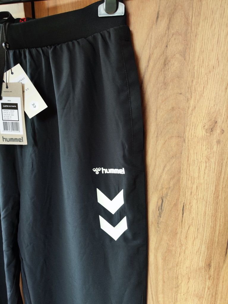 Spodnie sportowe lekkie Hummel, rozmiar M, nowe z metką, męskie, kolek