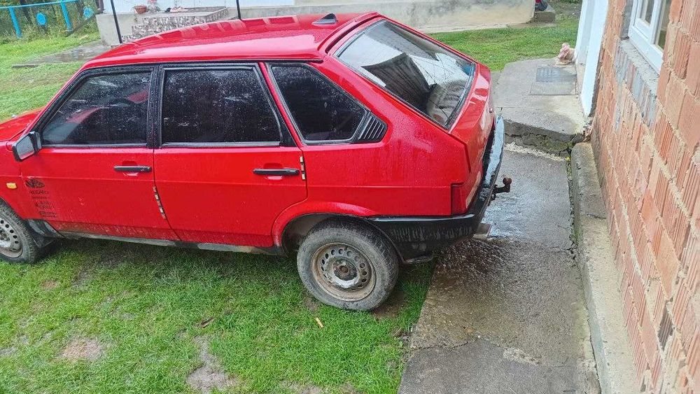 Продам машину ваз 2109
