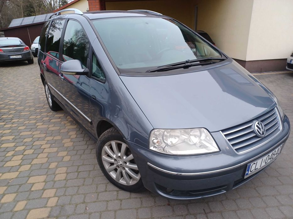 VW Sharan 2.0 tdi 140 km 7-osob klima alu elektryka zarejestrowany