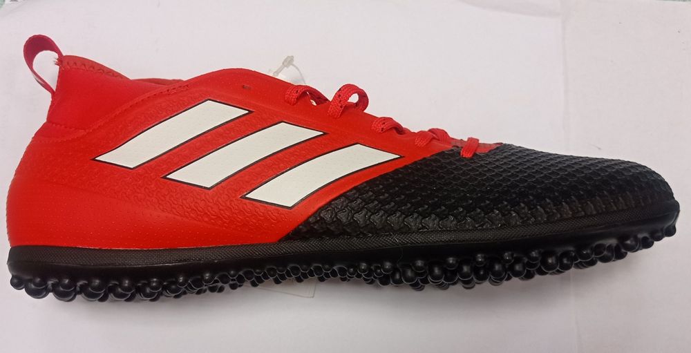 Nowe buty piłkarskie Adidas turfy BB0861 rozm. 43 1/3
