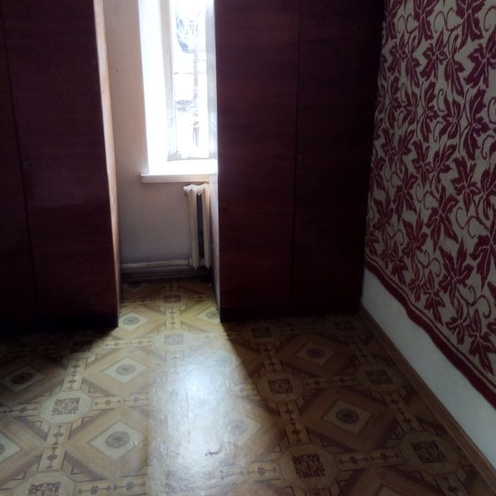 Будинок  продаж .