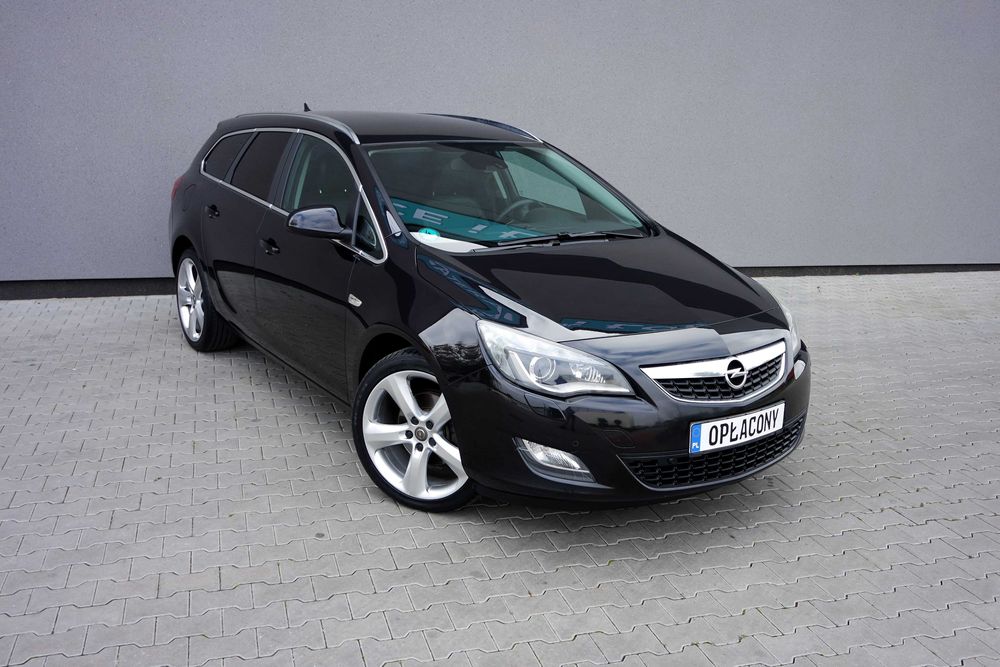 Opel Astra J 2.0 automat bixenon skóra z Niemiec oryginał lakier