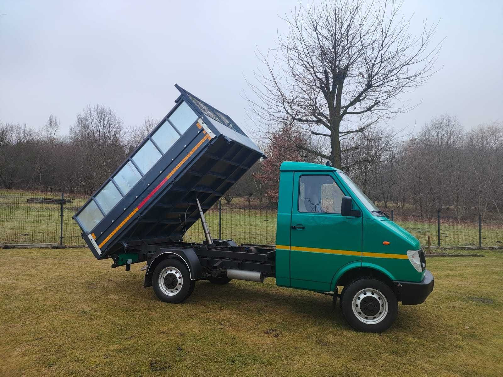 Wywrotka wynajem 3.5T 3 Stronna