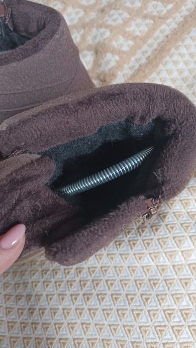 Зимові черевики кросівки хайтопи