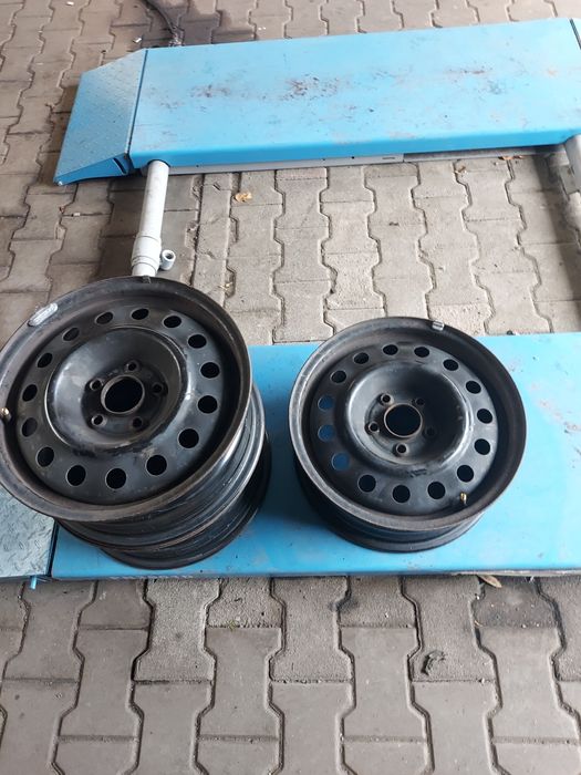 Sprzedam felgi stalowe