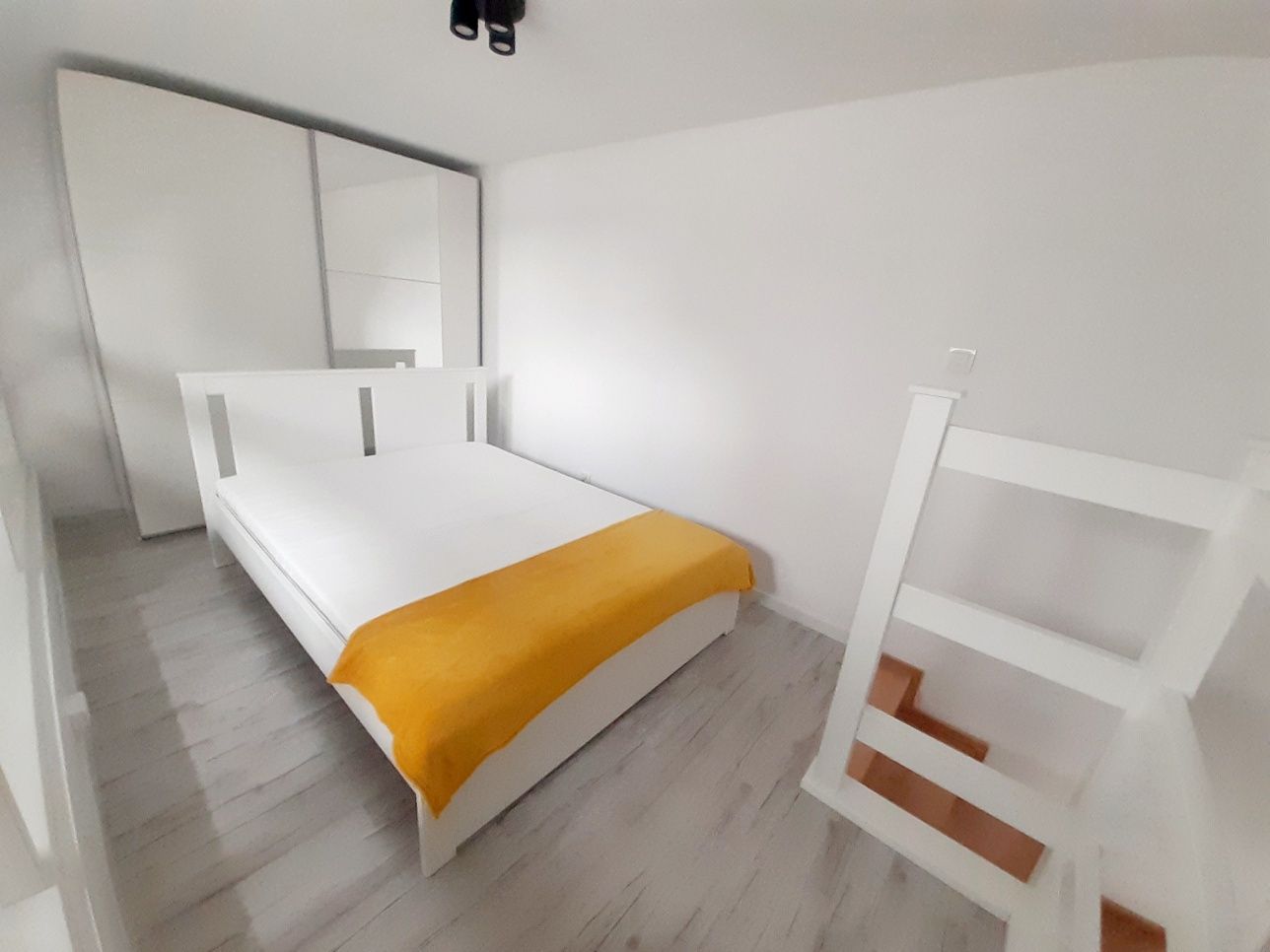 Apartament 4 Wieże, Osiedle Tysiąclecia