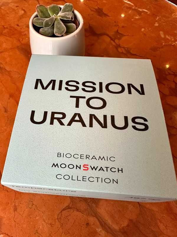 Omega x Swatch SO33L100 Uranus – Nowy zegarek z serii Moonswatch