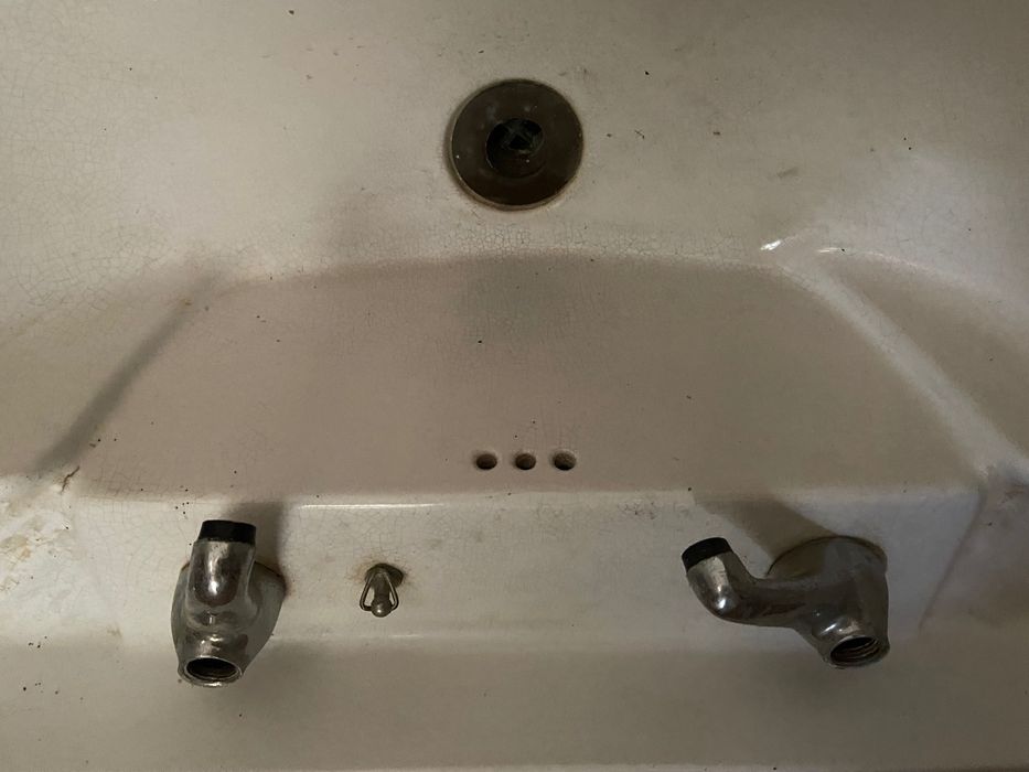 Lavatório antigo - disponível até 1 setembro