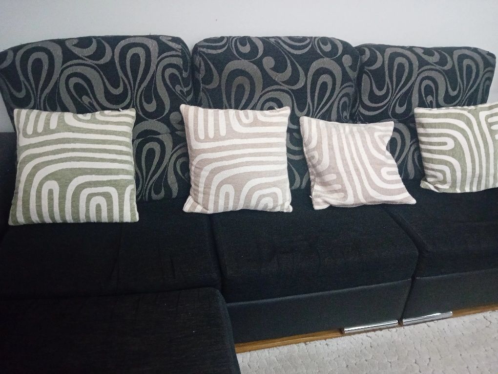 Sofá com chaise longue