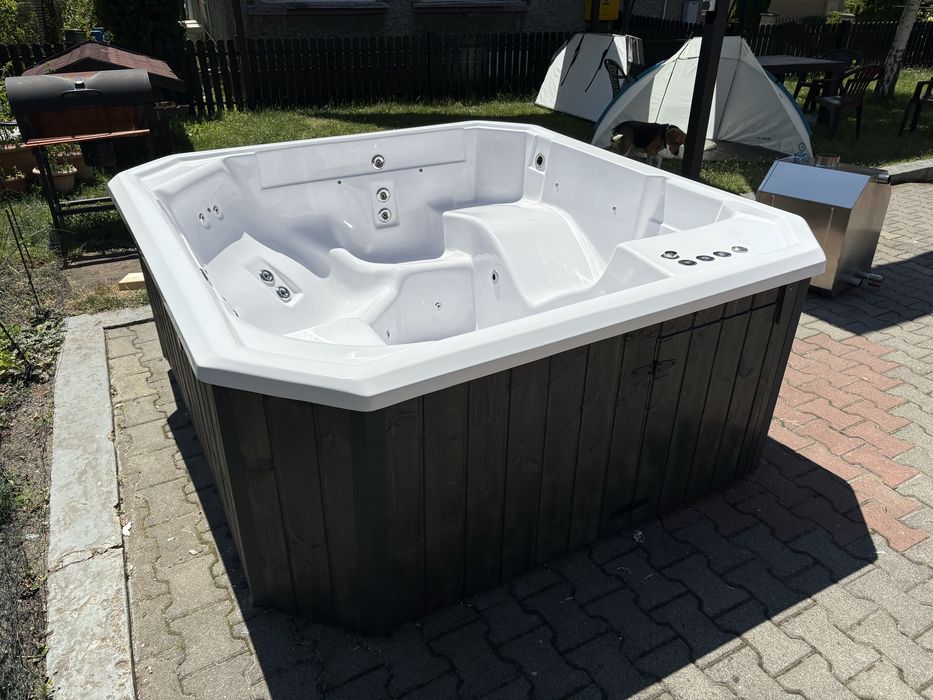 Jacuzzi ogrodowe balia