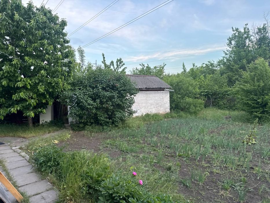 Продам дачу , приватизированная територия , есть торг