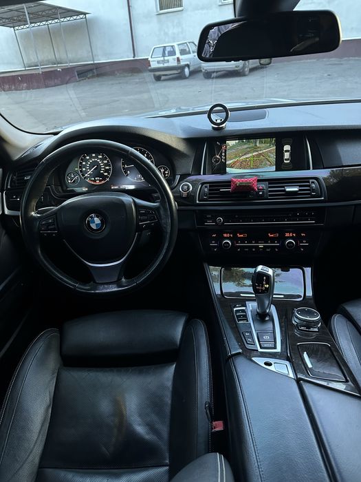 Продам BMW F10 2014 год.