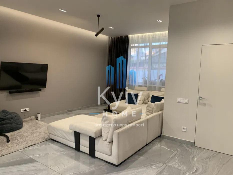 Продажа дома Печерск, центр, ул. Товарная, Киев