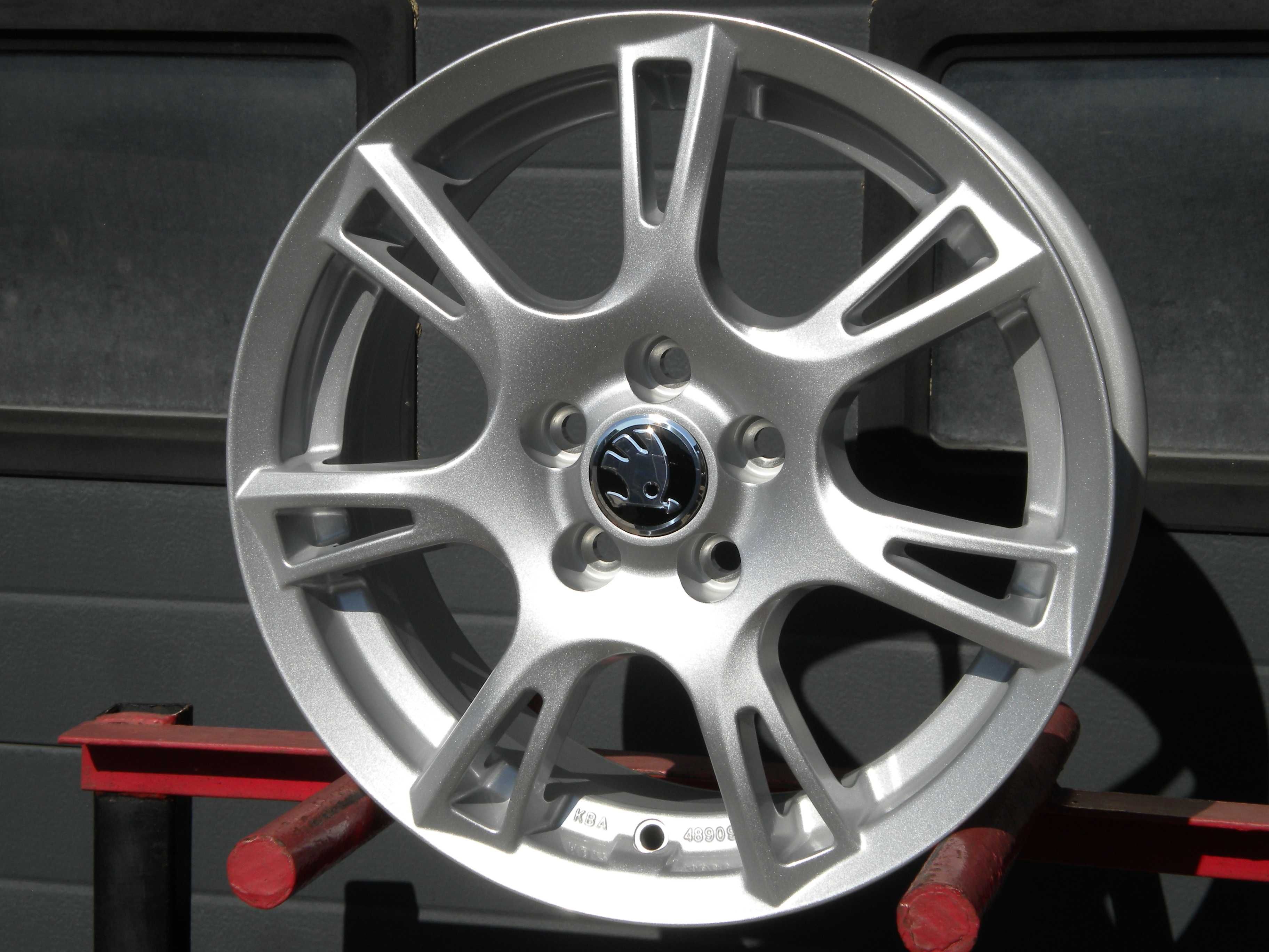 Felgi aluminiowe 15 5x100 Skoda Fabia II III Rapid Roomster Octavia I