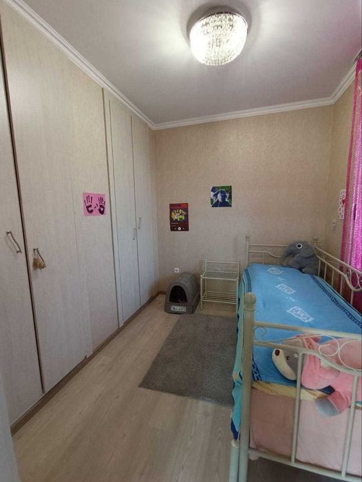 Продам 2-х этажный дом на Черемушках. Ремонт.