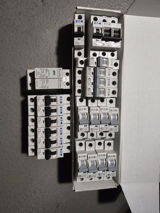 Nowe zabezpieczenia Eaton C6, C16, różnicówki, przeciwprzepięciówkj