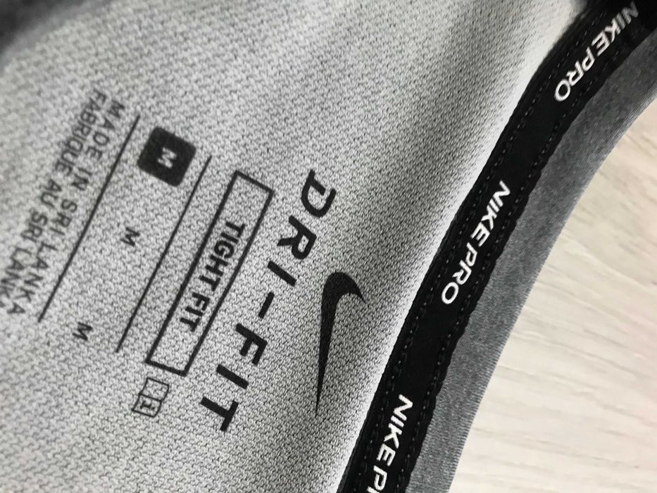 NIKE Dri Fit Pro r.M oryginalna koszulka kompresyjna stan BDB