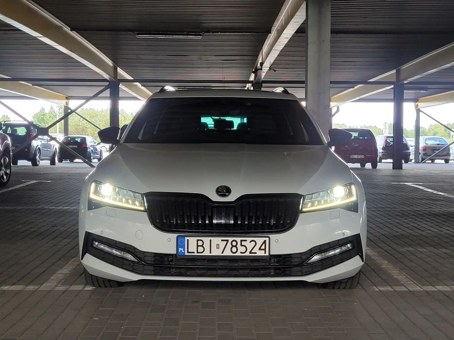 Skoda Superb Skoda Superb 2.0tdi - Sportline