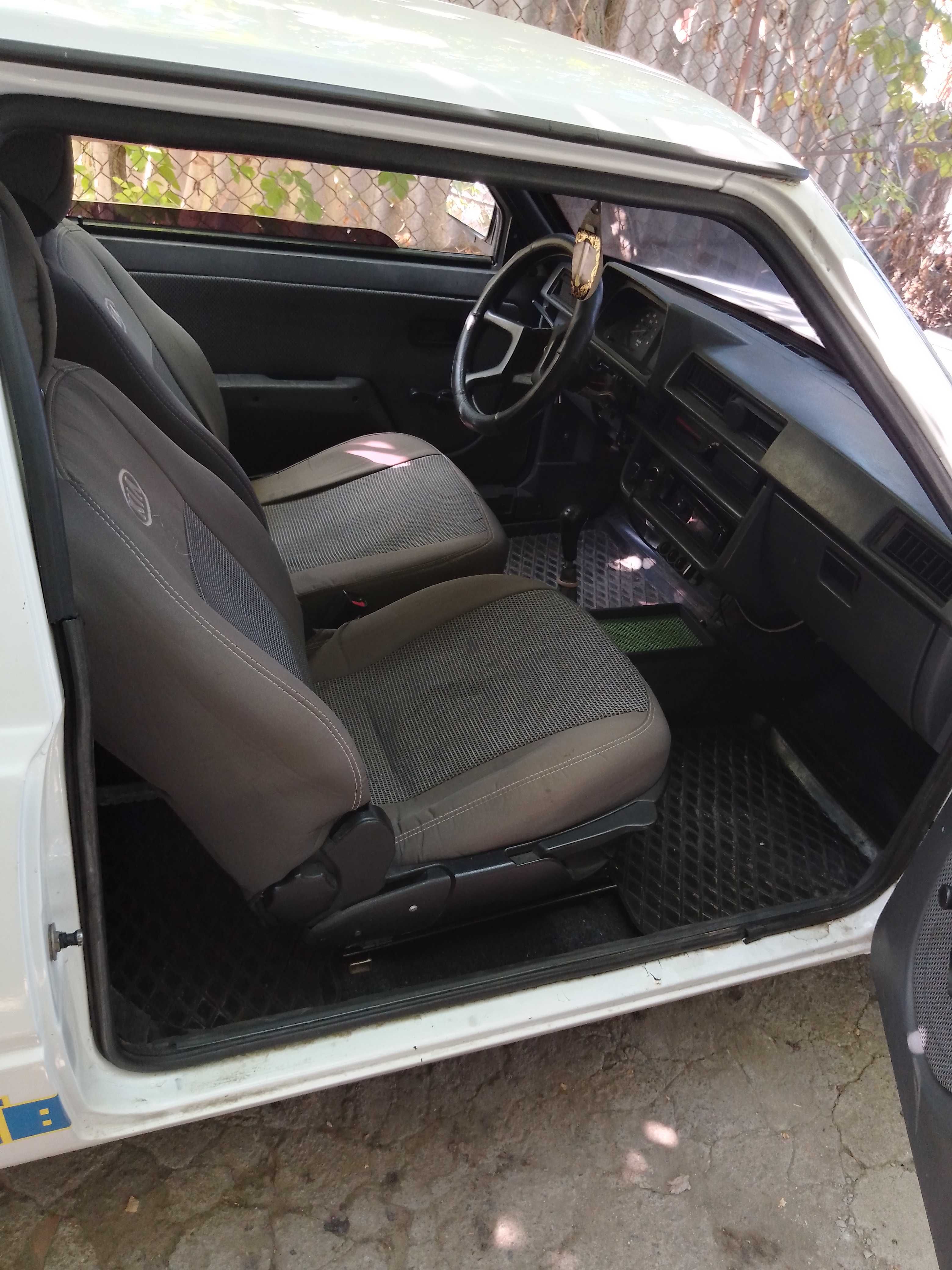 Продам або обміняю таврію 2005 року