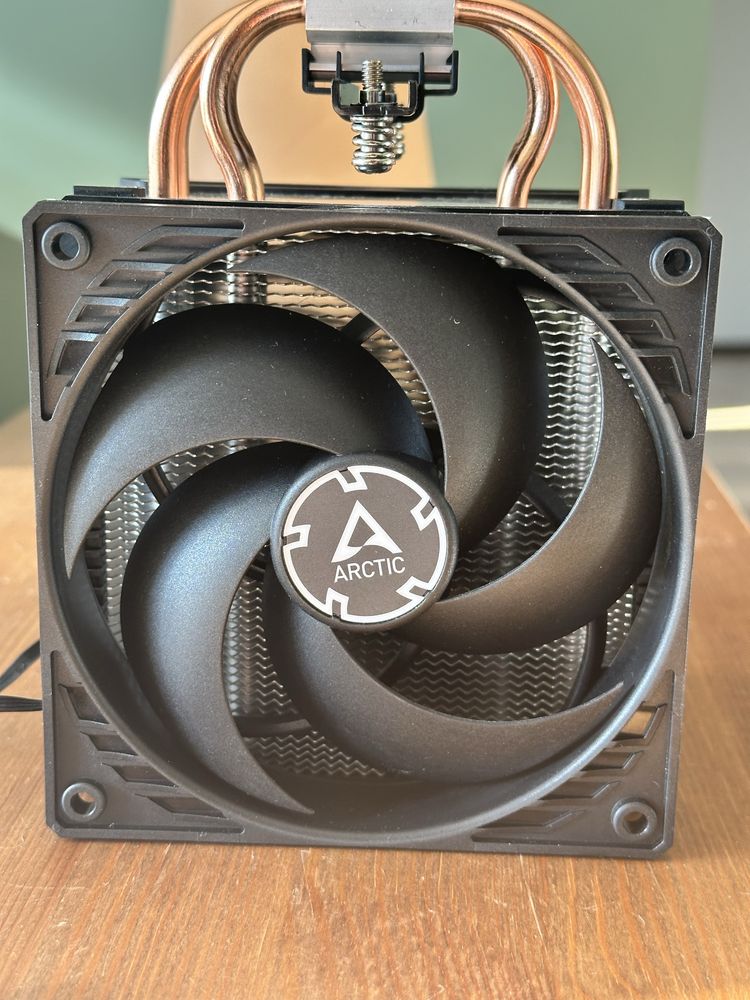 Chłodzenie CPU Arctic Freezer 36