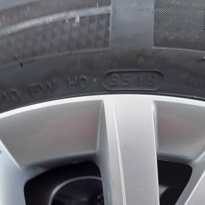 Nowe opony zimowe 195/60R16 na felgach stalowych VW 6x16  5x100  et 35