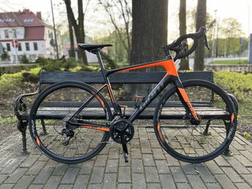 Giant Defy Advanced 2 2021 full carbon Shimano 105