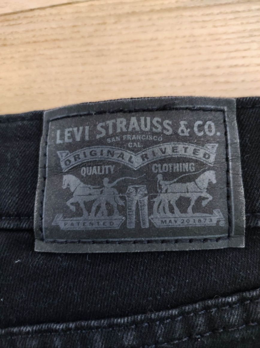 Spodnie damskie jeansowe LEVIS 27/32