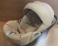 Cybex Cloud Z i-Size " Ferrari " z bazą