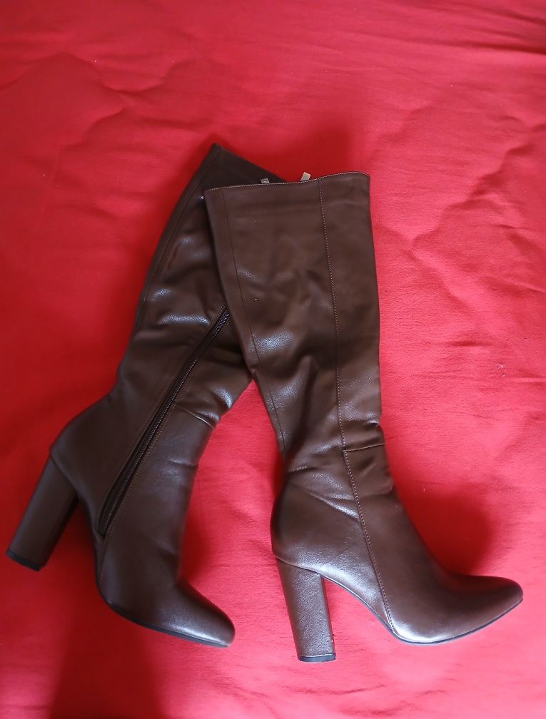 Botas de cano alto