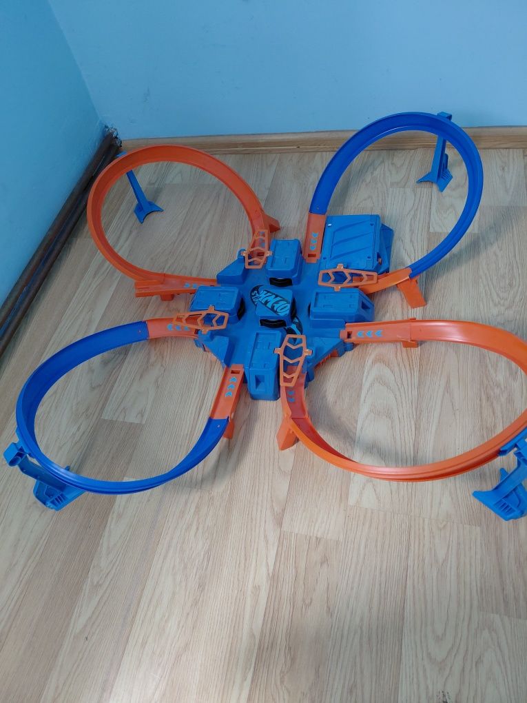Tor Hot Wheels zabawka
