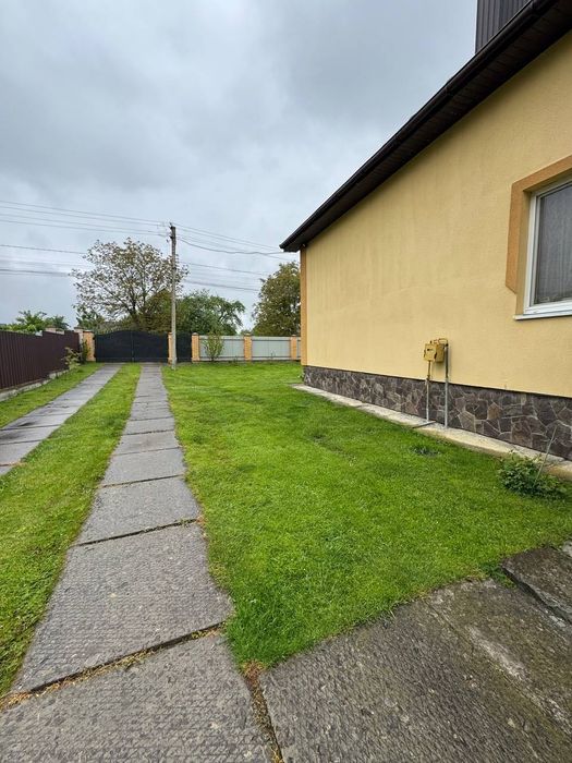 Продається будинок біля Львова!