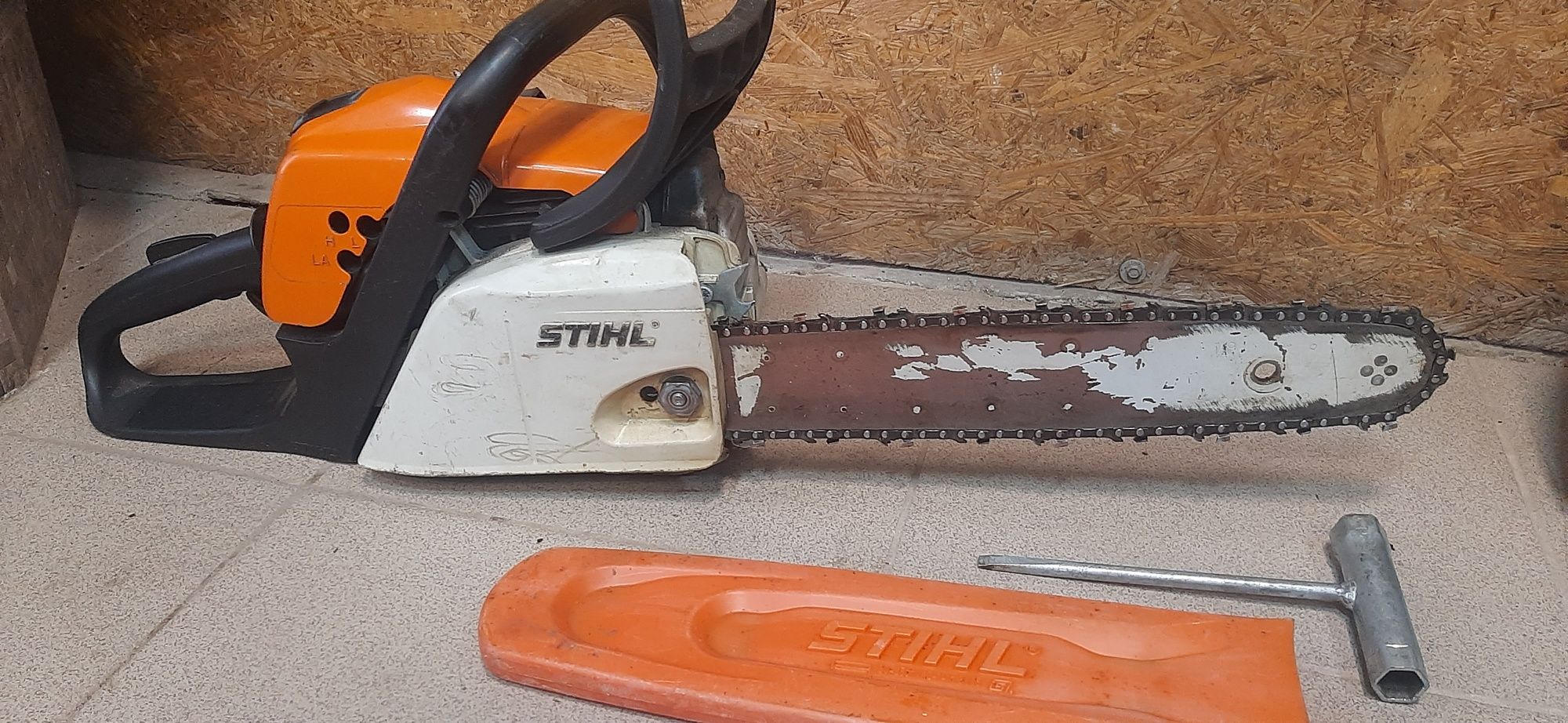 Бензопилка STIHL MS 211/C