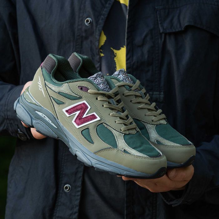 Чоловічі Кросівки New Balance  990 v3 x Teddy Santis 40-45