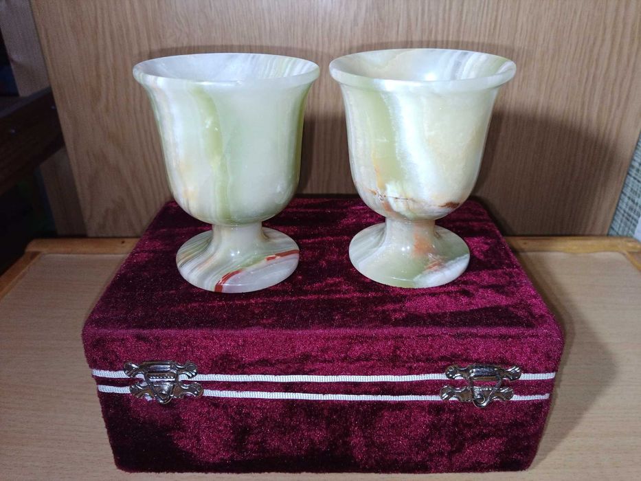 Бокалы 2 шт из оникса в бархатной коробочке в идеальном состоянии