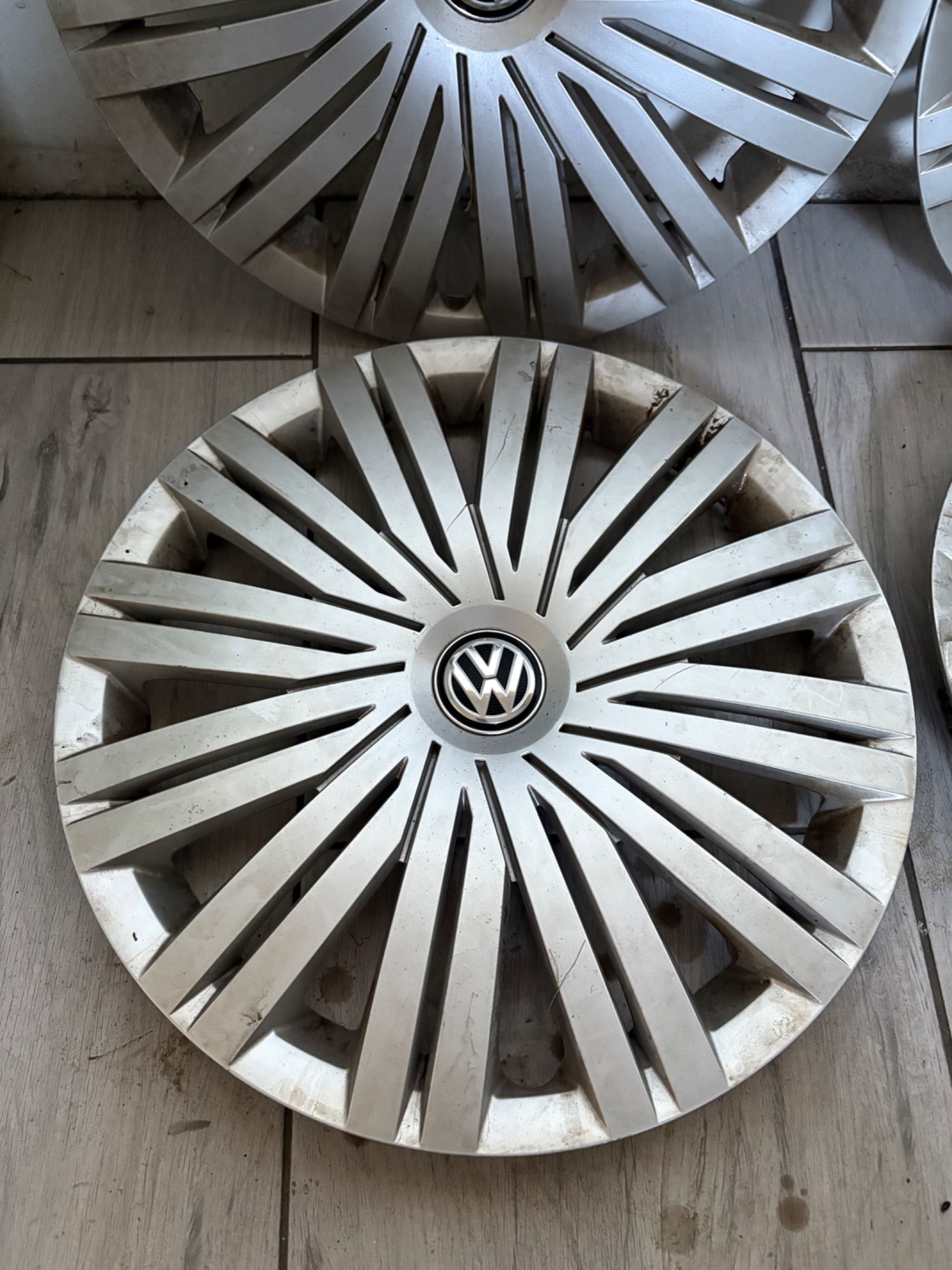 Sprzedam oryginalne kołpaczki 15 cali vw w bardzo dobrym stanie il