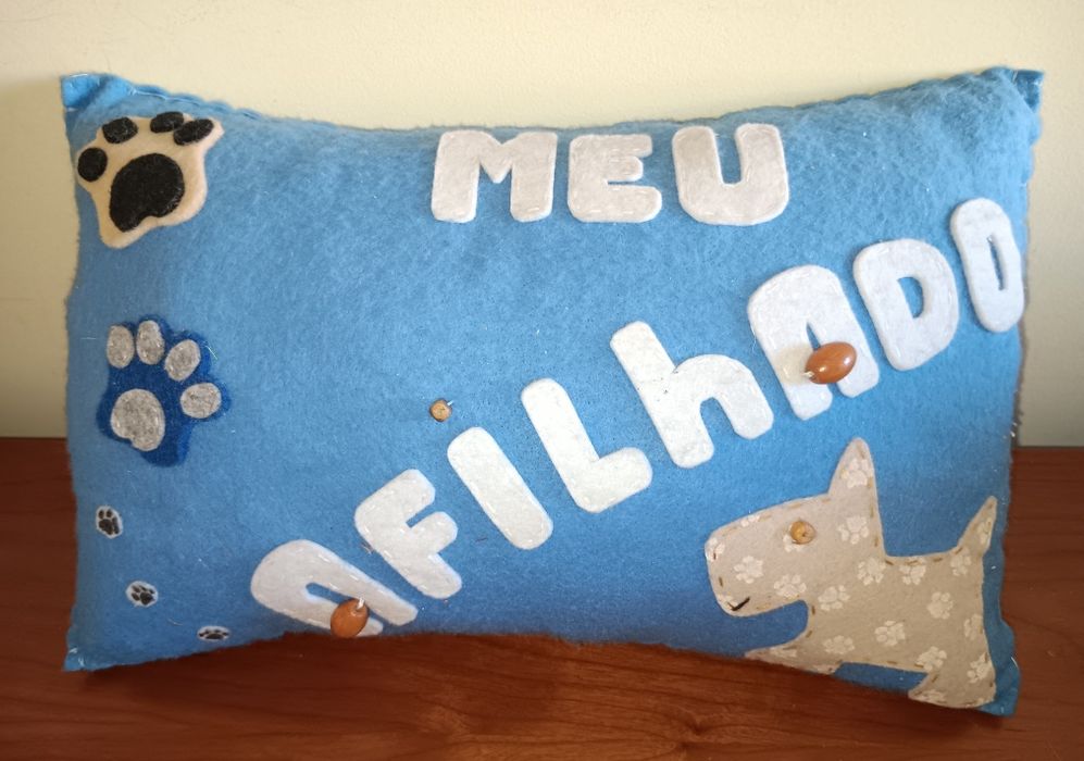 Almofada decorativa afilhado