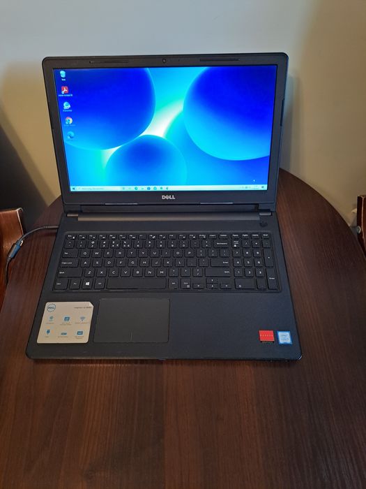 Sprzedam Dell Inspiron 3576  15,6" Intel CoreTM i5-7200U 8GB RAM
