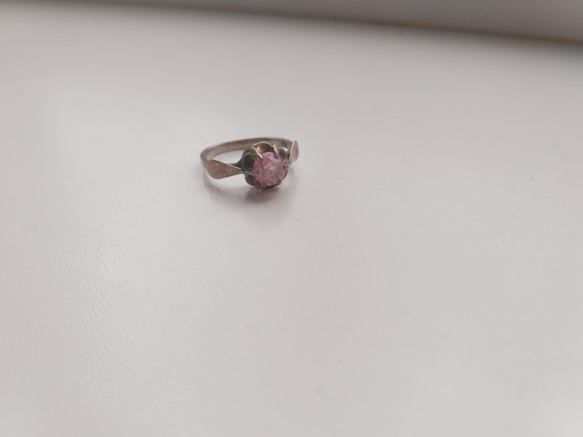 Кольцо серебро с камнем п.875