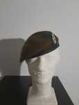 Beret wojskowy brytyjski.