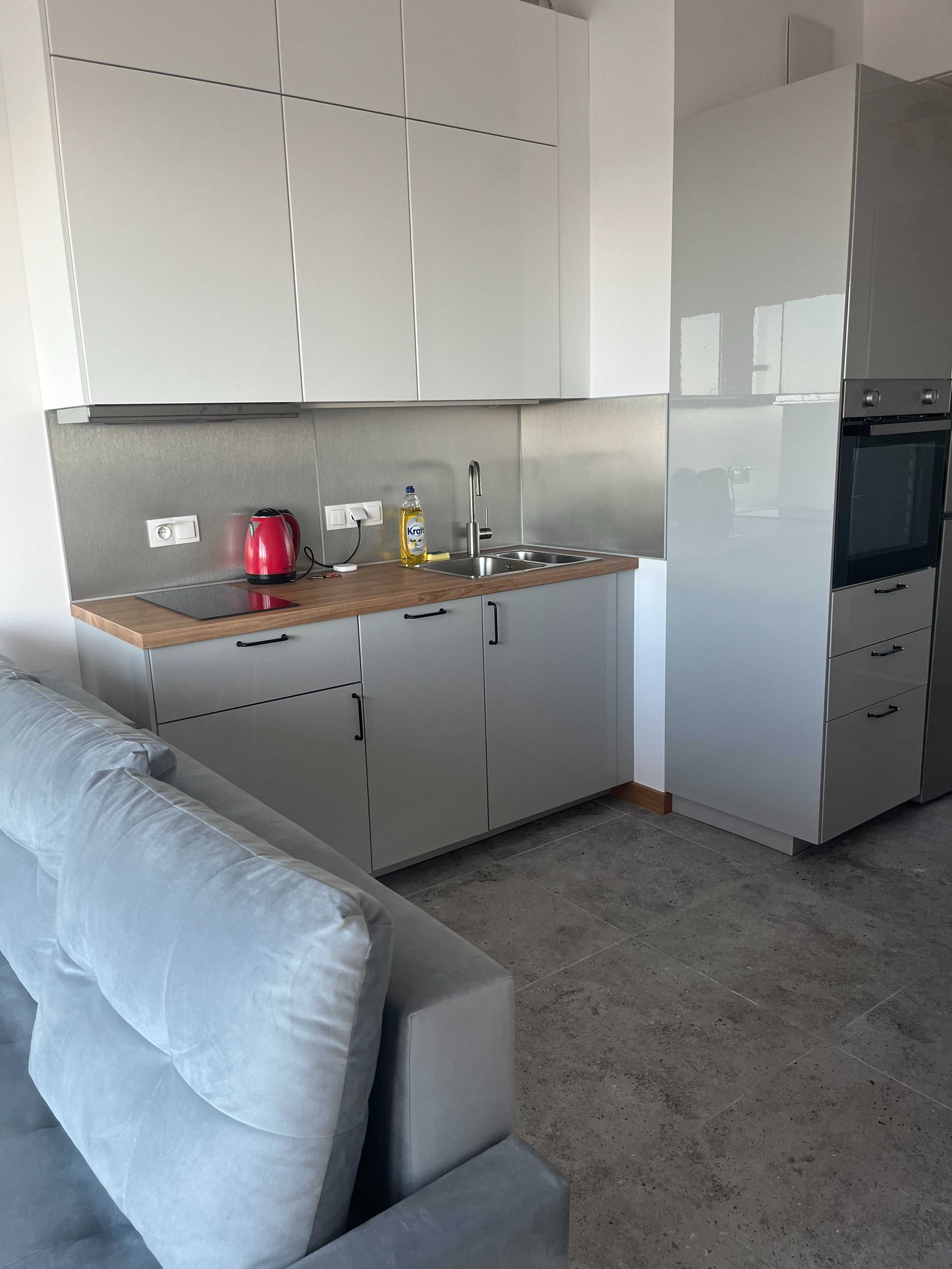 Apartamenty Centrum Wola Warszawa  Majówka pobyty rodzinne  Warszawa